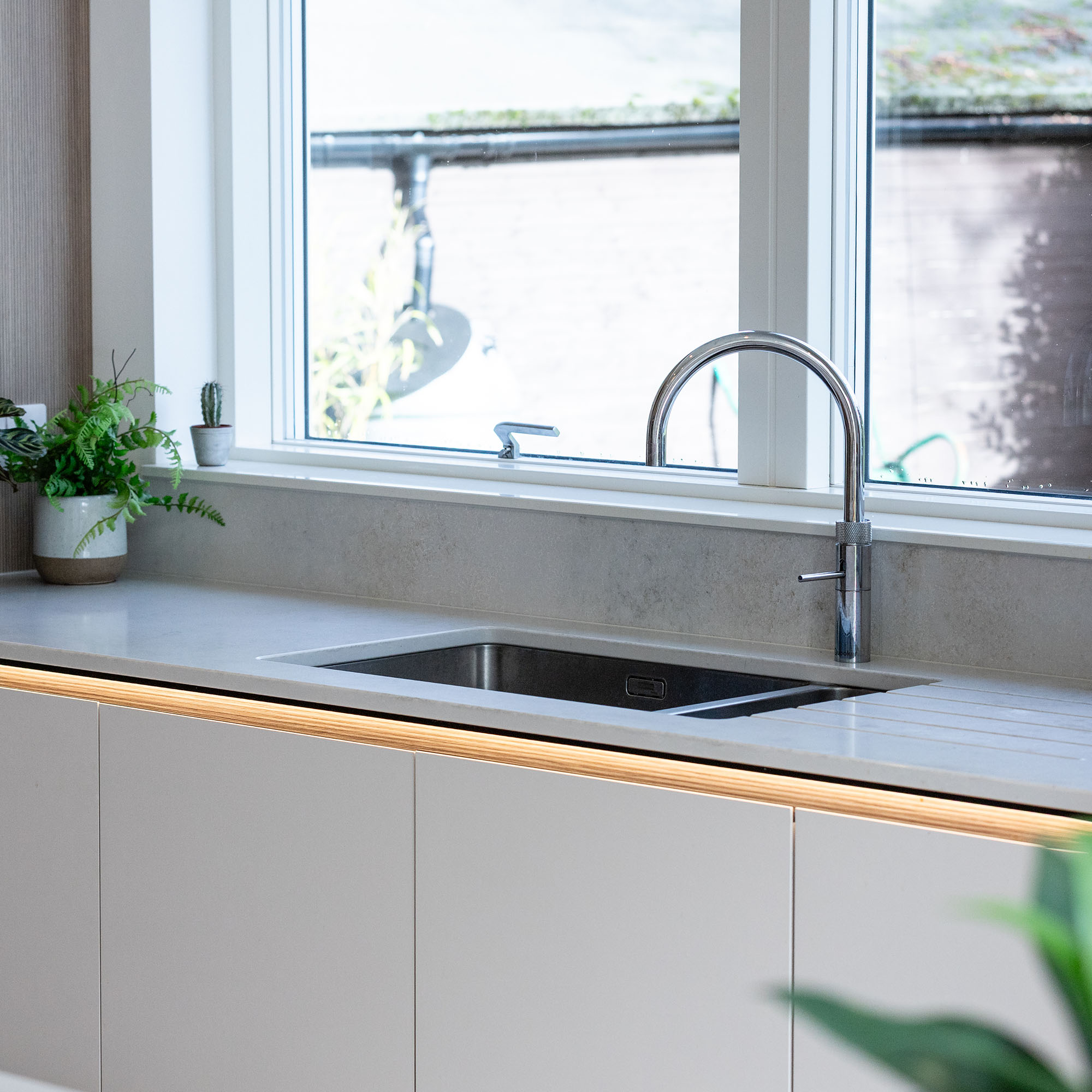 Untitled-1_0046_IMG_6765