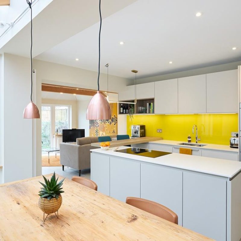 s30i-middle-road-001-1110x740